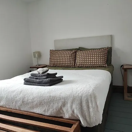 129 First Floor Double Bedroom Apartment Hereford Exterior foto