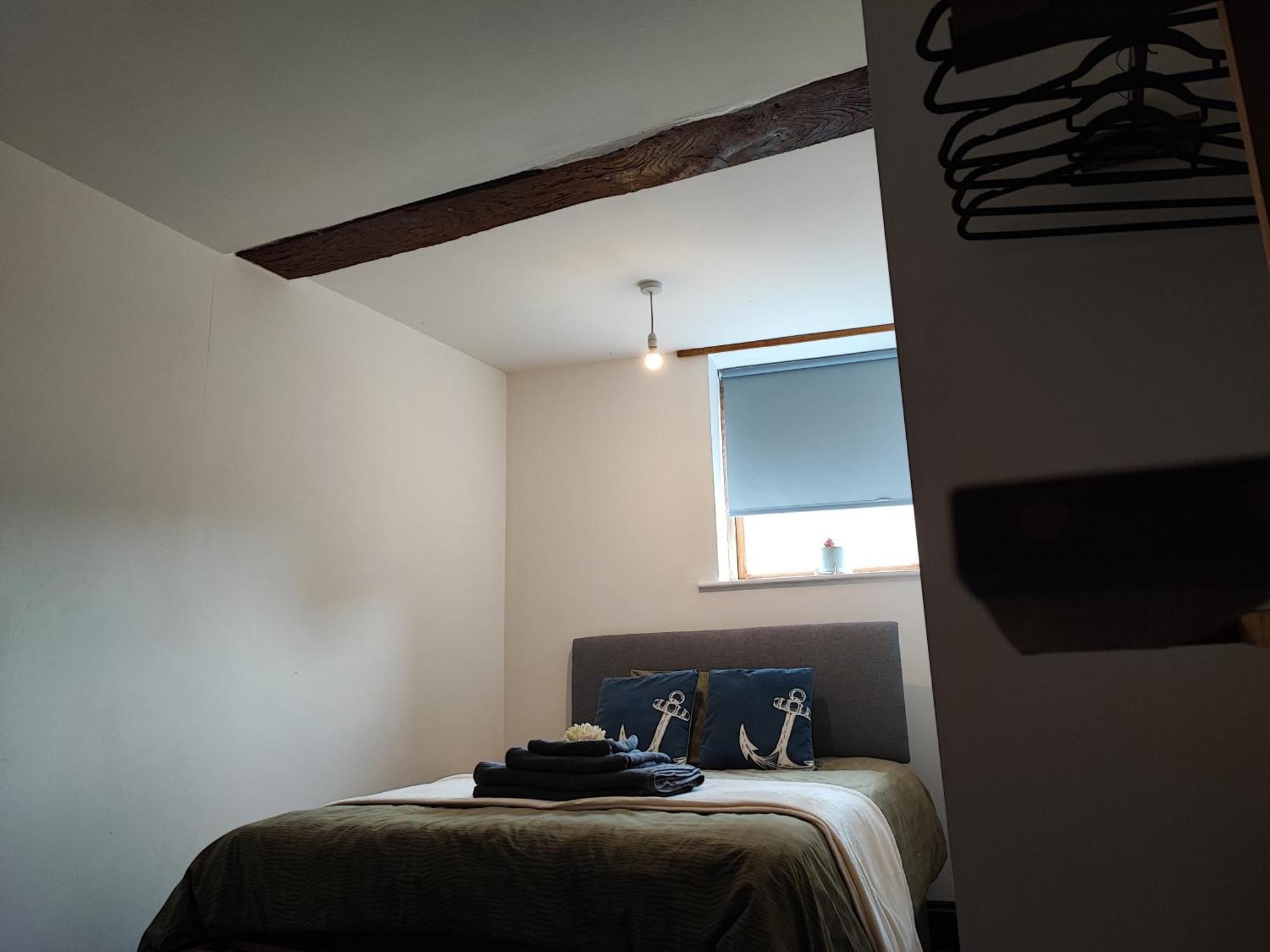 129 First Floor Double Bedroom Apartment